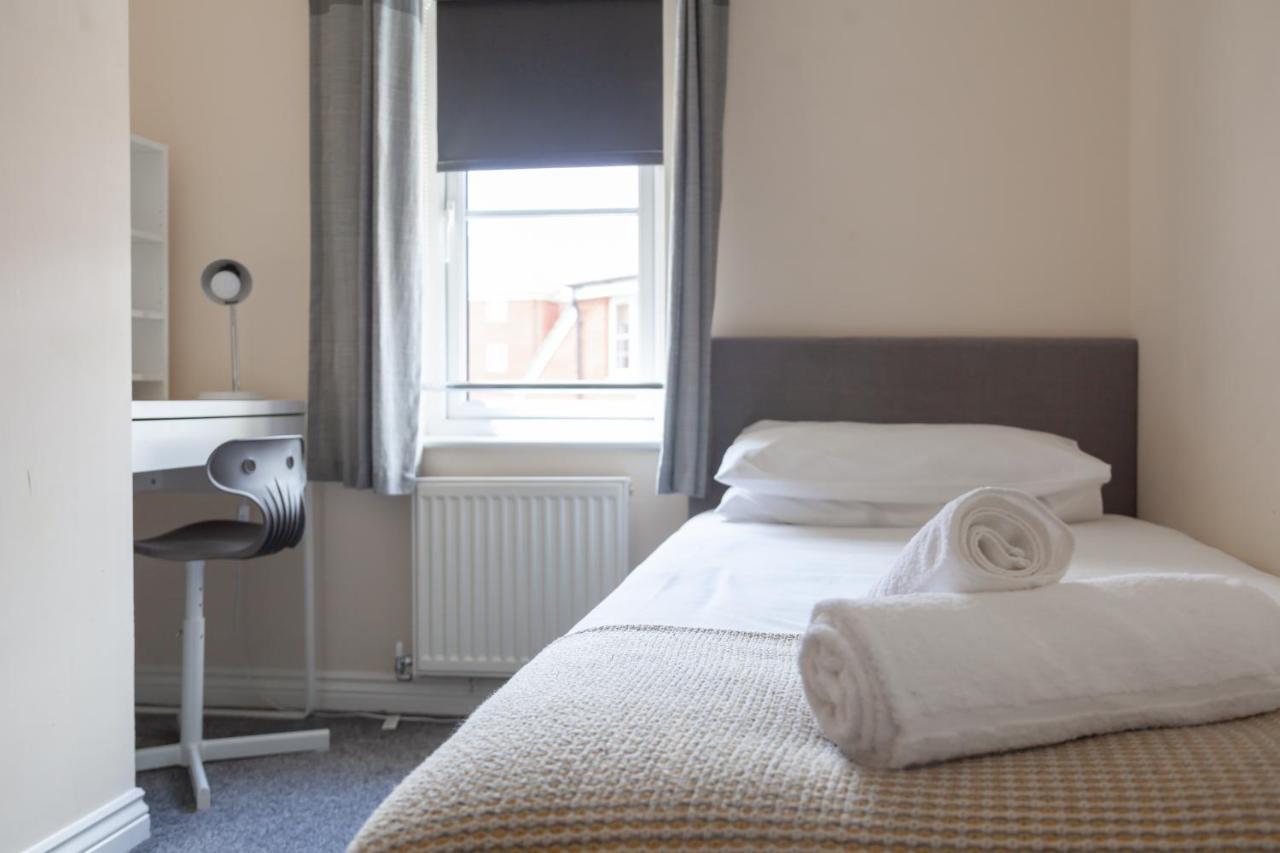 Hereford - Mayflower Coach House, Modern 2 Bedroom Property With Parking, Located South Of Hereford City, Suitable For Small Family, Couple Or Contractors - Sleeps Up To 5 Guests - Hosted By Rentmyhouse מראה חיצוני תמונה
